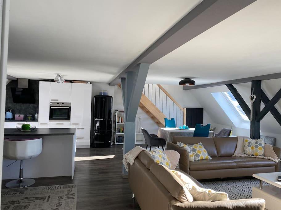 Loft Wohnung Mit Toller Aussicht Messstetten Esterno foto